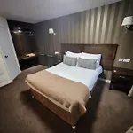 Otel Red Lion &