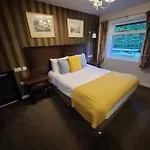 Otel Red Lion & 3*