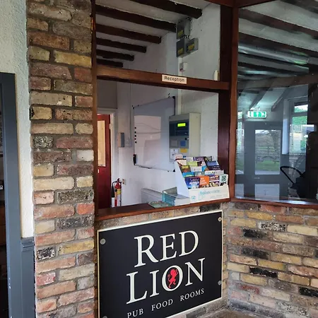 Red Lion &