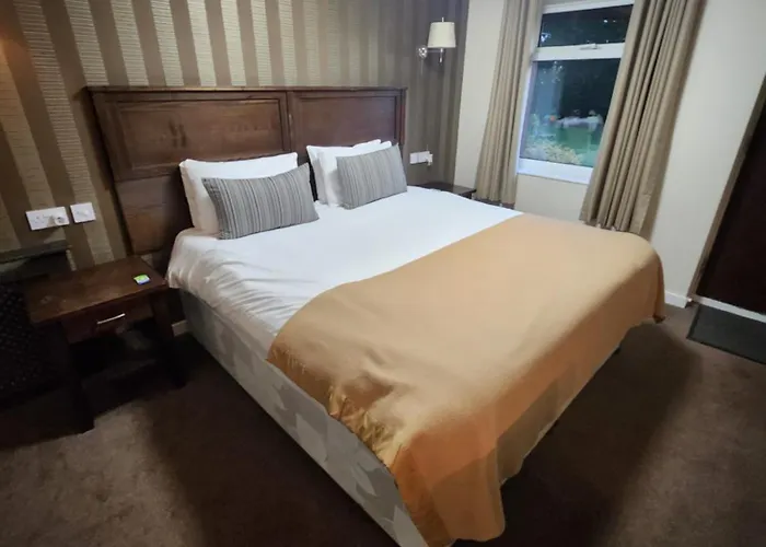 Red Lion & 3* York